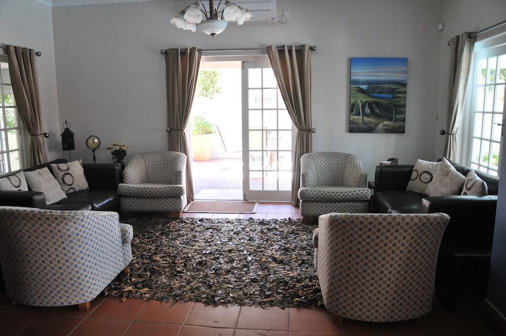 A&A Guesthouse Port Elizabeth Exteriör bild