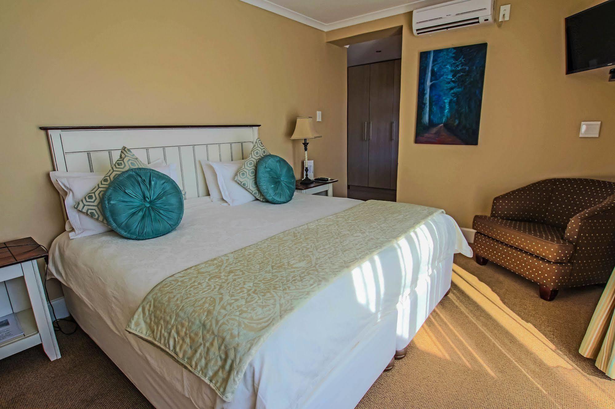A&A Guesthouse Port Elizabeth Exteriör bild